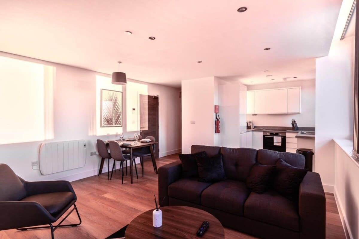 Stayzeni, Alexandra Rise Manchester 2 Bed Flat Exterior photo