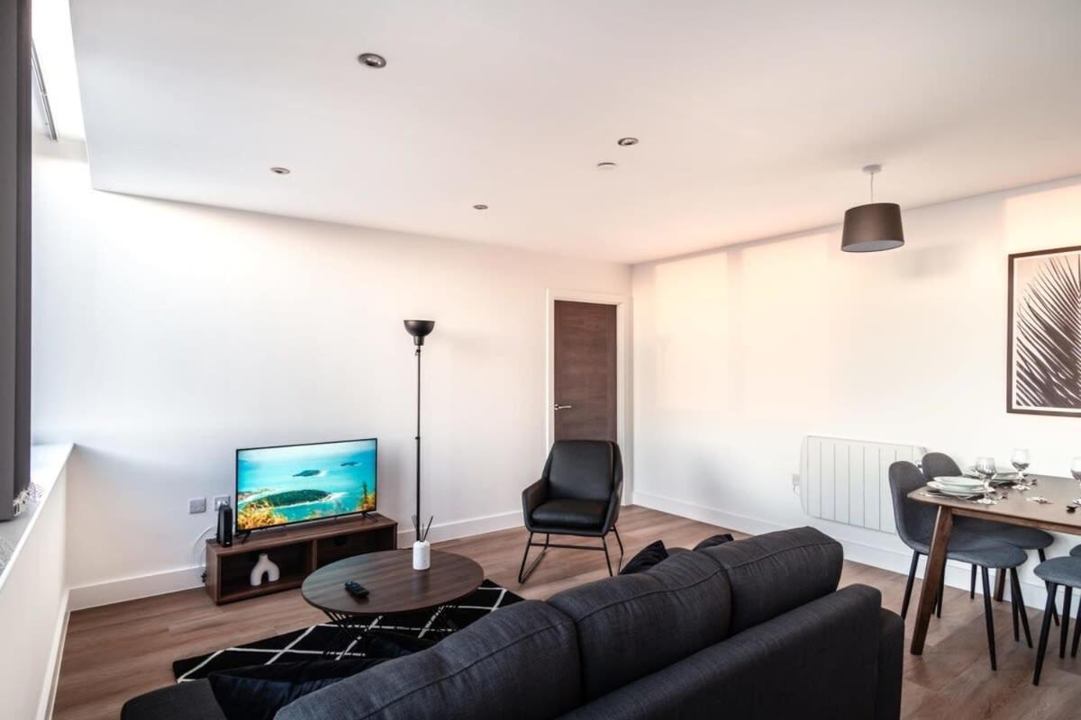 Stayzeni, Alexandra Rise Manchester 2 Bed Flat Exterior photo